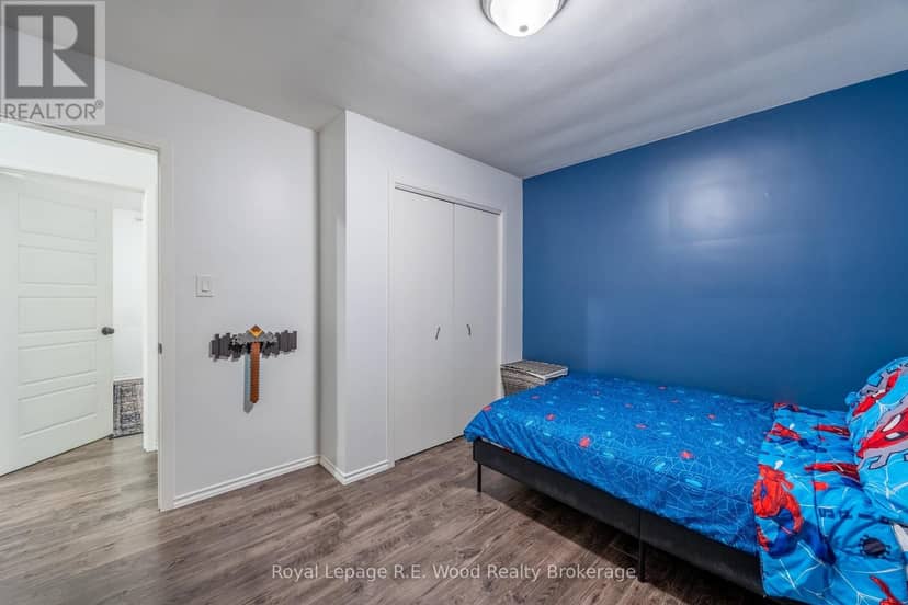 11 Eleanor Court — photo 16 of 32