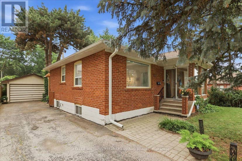 241 Churchill Avenue, Toronto, photo 2