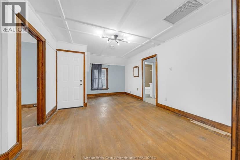 427 Cameron — photo 11 of 40