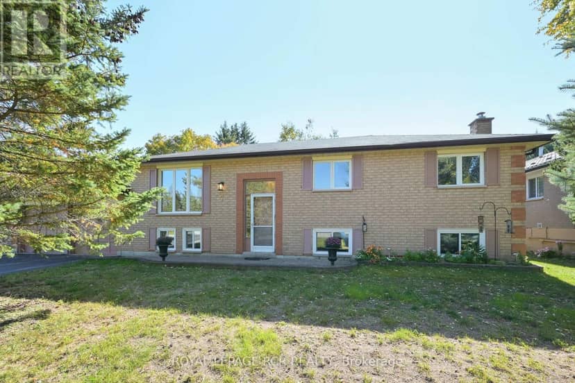 7 Moore Avenue — photo 2 of 36