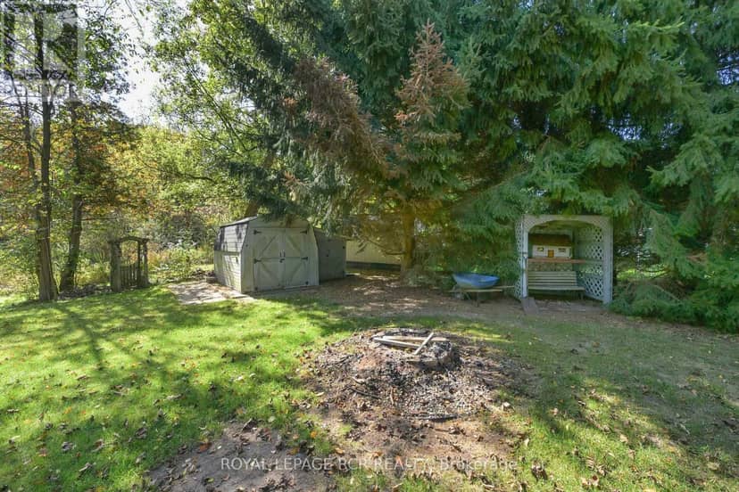 7 Moore Avenue — photo 31 of 36