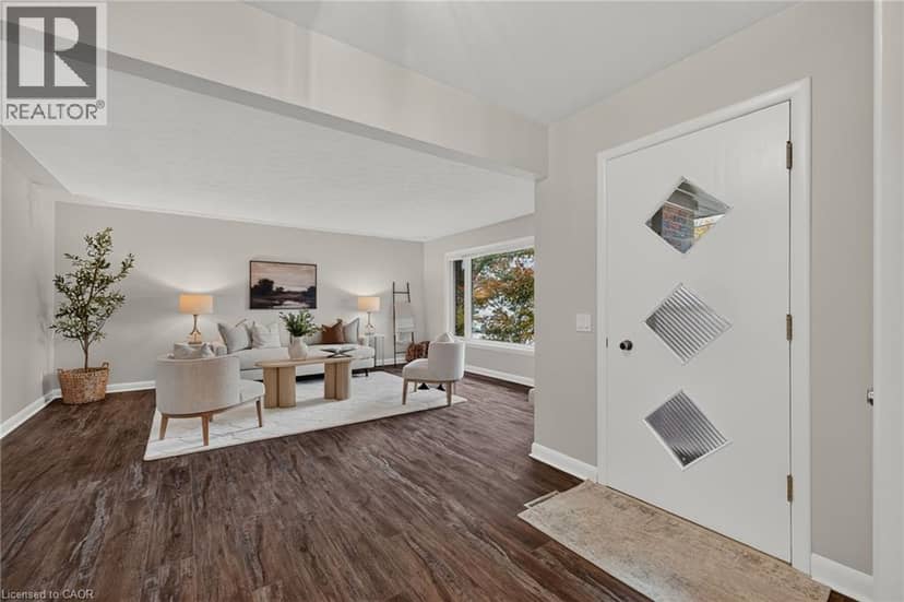 205 MCKENZIE Street E, Listowel, photo 5