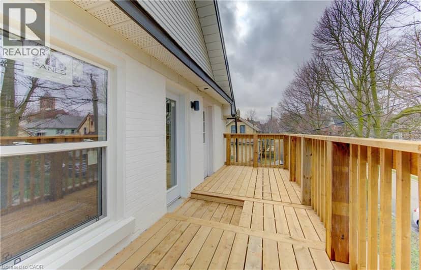 67 LOUISA Street — photo 11 of 40