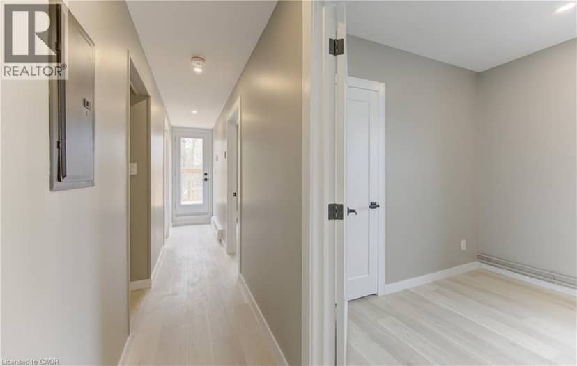 67 LOUISA Street — photo 8 of 40