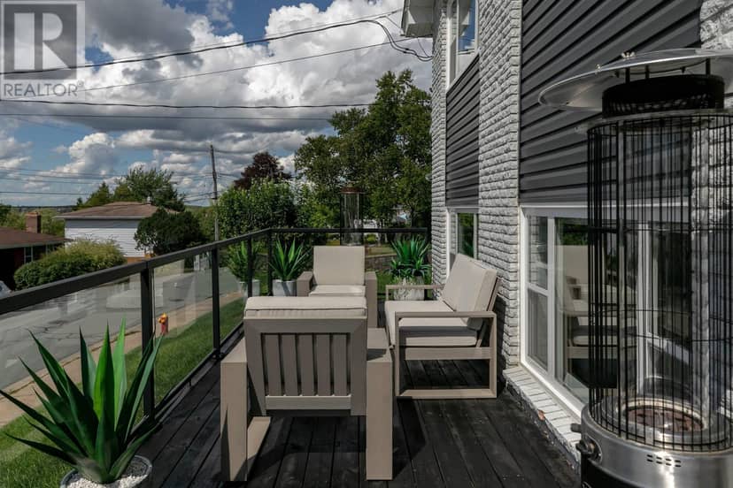 122 Regal Road — photo 6 of 40