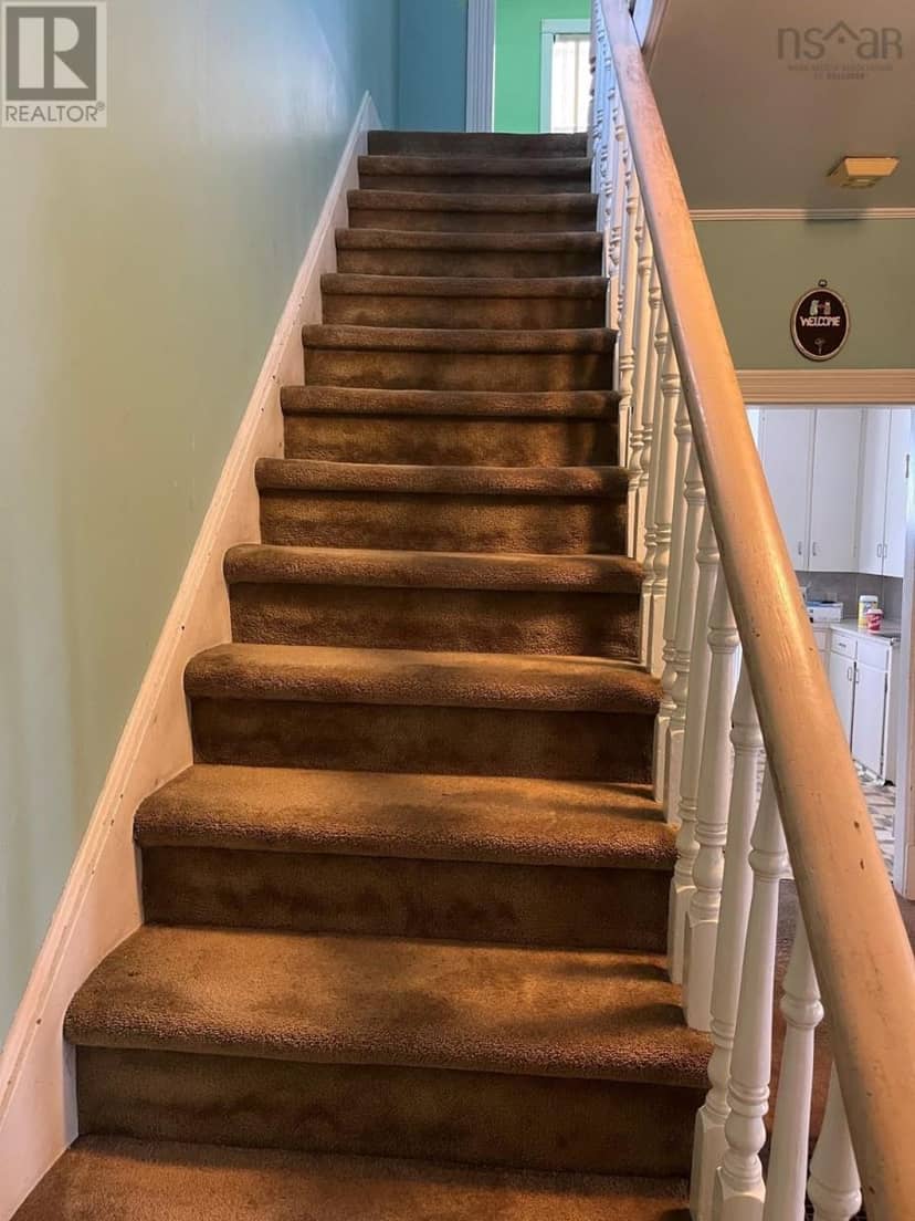 272 Brunswick Street — photo 13 of 29