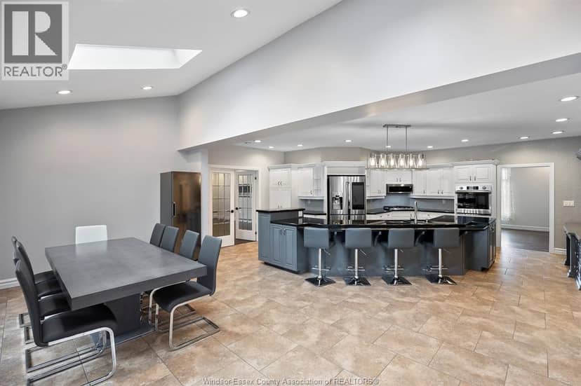 15 Fasan CRESCENT — photo 10 of 40