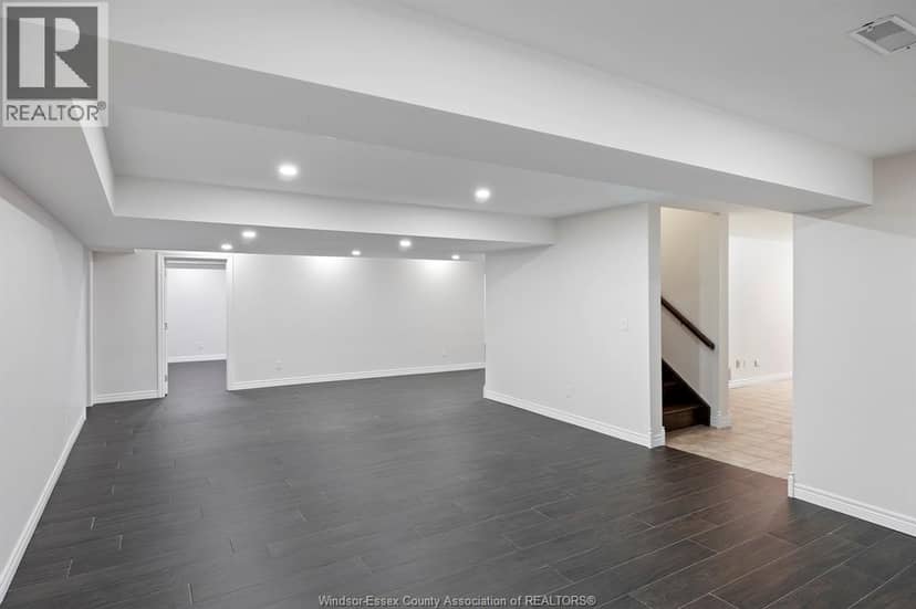 15 Fasan CRESCENT — photo 16 of 40
