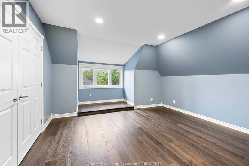 15 Fasan CRESCENT — photo 31 of 40