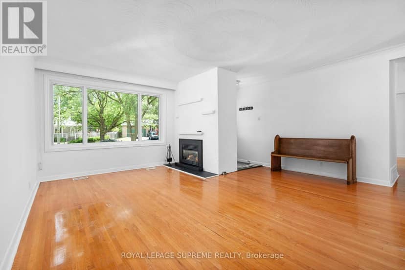 30 Benway Drive, Toronto, photo 8