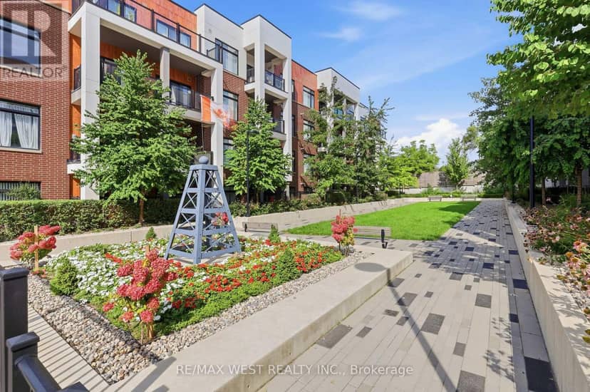 302 - 130 Canon Jackson Drive — photo 32 of 33