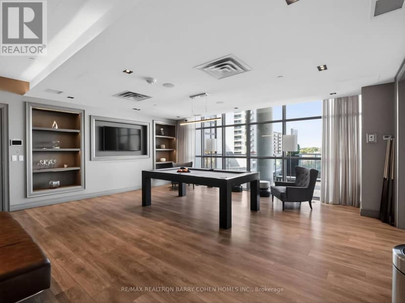 1707 - 501 St Clair Avenue W — photo 25 of 29