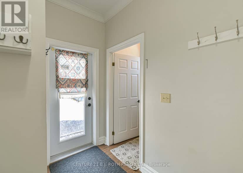 80 Coldwater Road W — photo 18 of 35