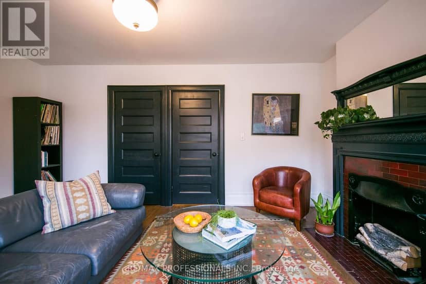 124 Close Avenue — photo 14 of 40