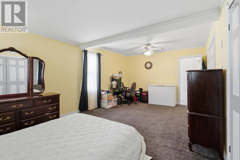 3360 St Andrews Avenue — photo 16 of 40