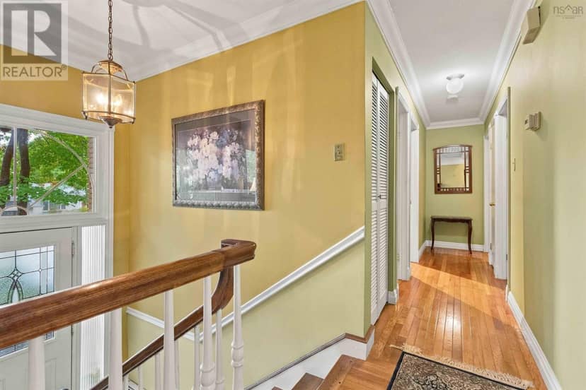 9 Evans Court — photo 20 of 40