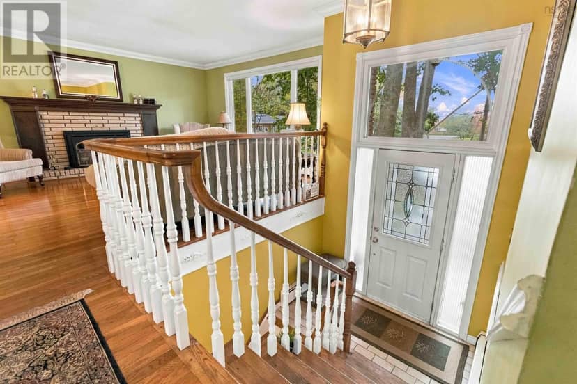 9 Evans Court — photo 6 of 40