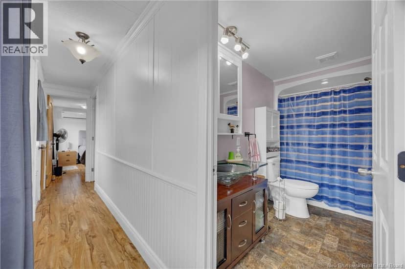 58 Orchard Crescent — photo 18 of 30