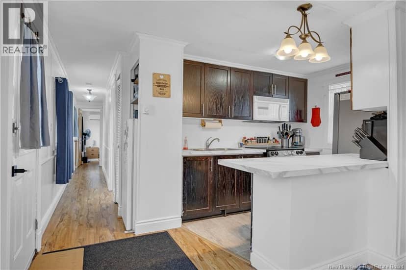 58 Orchard Crescent — photo 11 of 30
