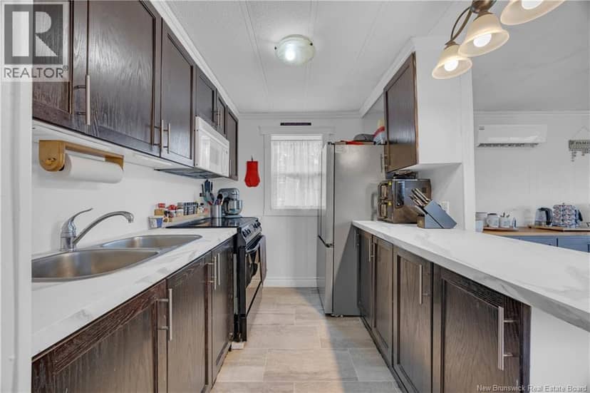 58 Orchard Crescent — photo 12 of 30