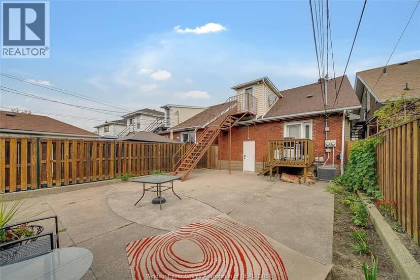 1087 Marentette — photo 27 of 40