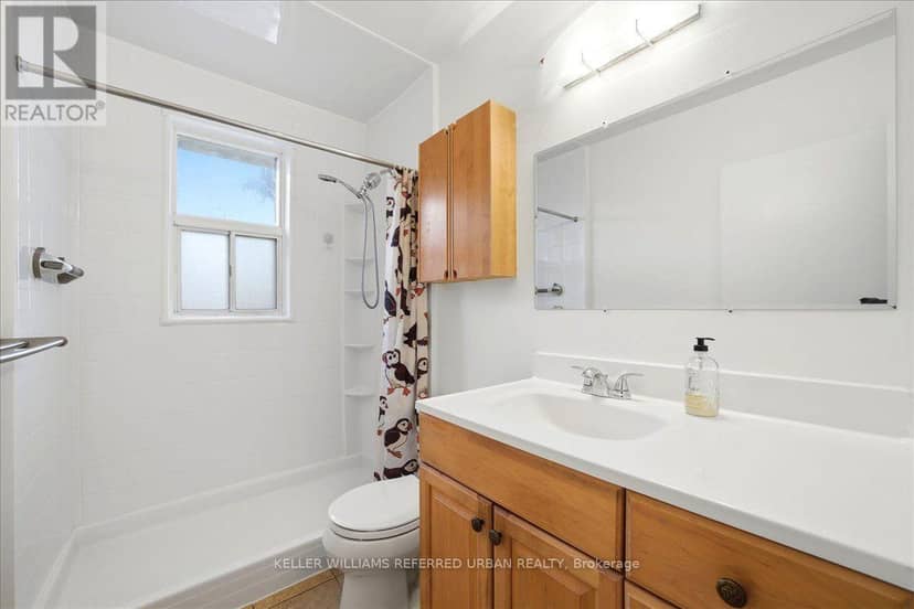 241 Churchill Avenue — photo 14 of 37