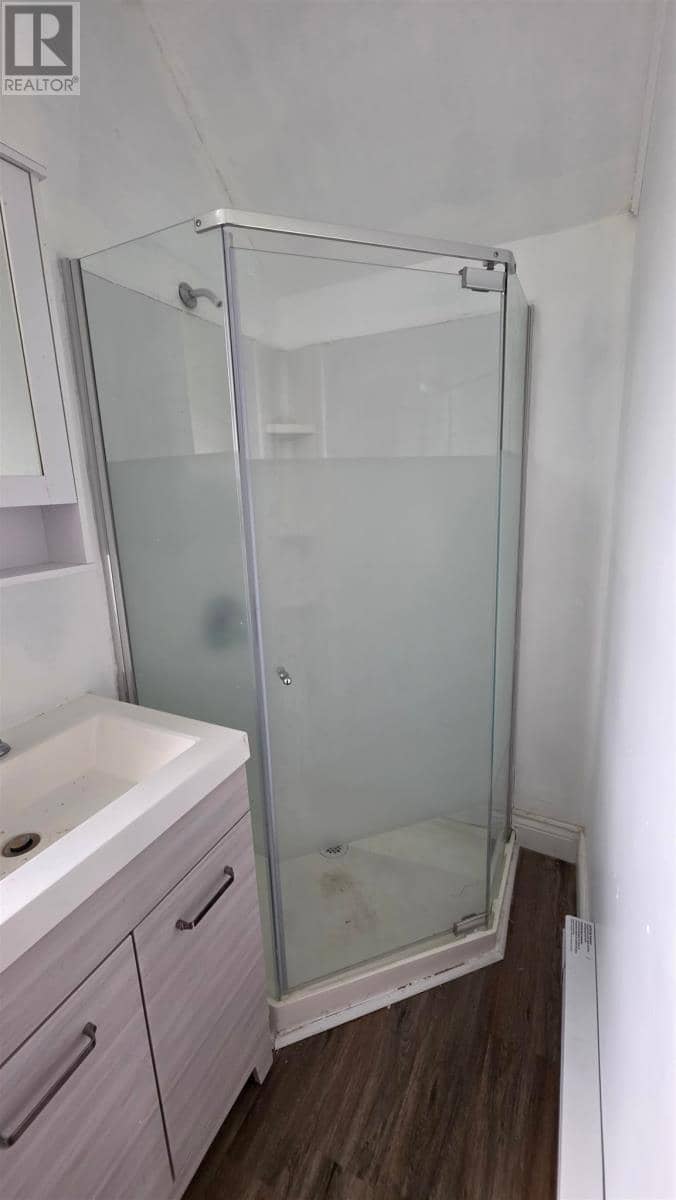 22 Manilla TER — photo 15 of 15