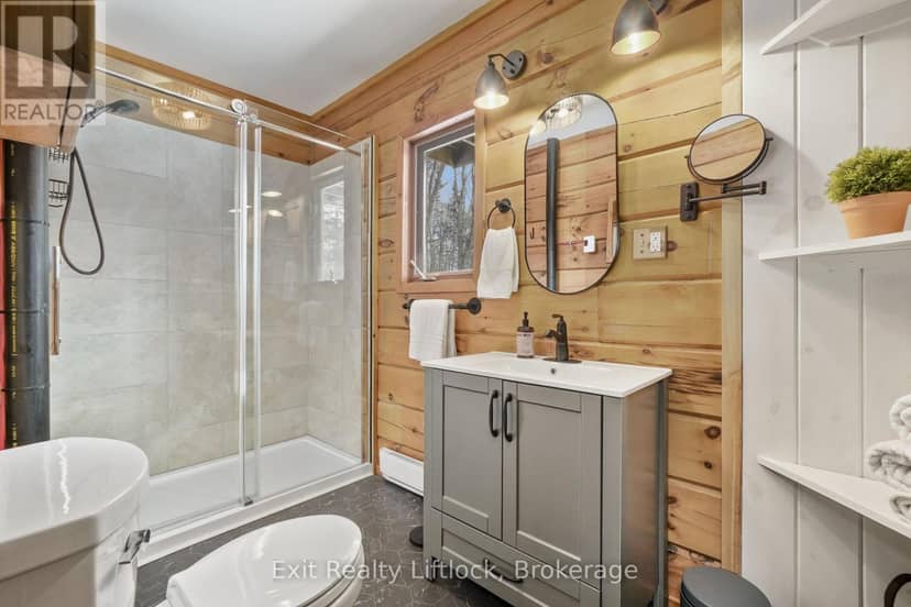3428 County Rd 620 — photo 14 of 35
