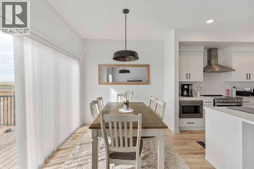 894 Miners Boulevard W — photo 13 of 40