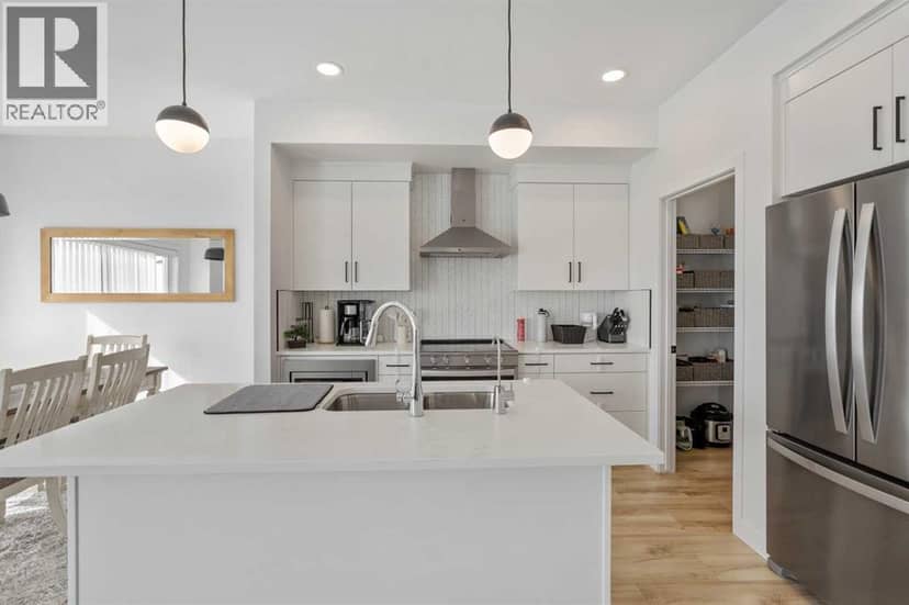 894 Miners Boulevard W, Lethbridge, photo 8