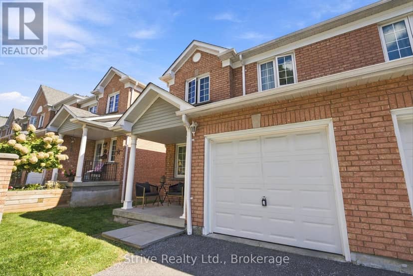 174 - 10 Bassett Boulevard E, Whitby, photo 2