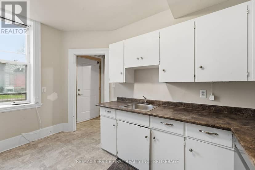 94 Sydenham Street — photo 31 of 40