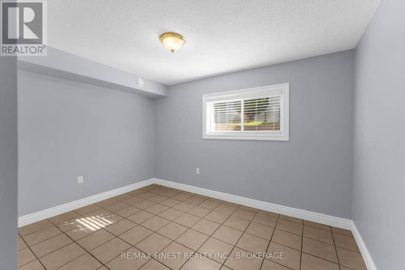 1600A Anne Street — photo 37 of 40