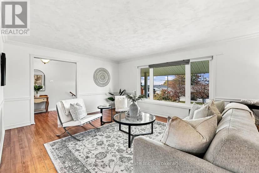 38 Burnham Avenue — photo 12 of 40