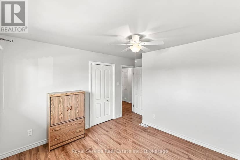 38 Burnham Avenue — photo 28 of 40