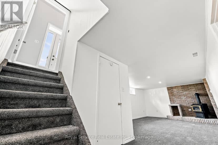 38 Burnham Avenue — photo 30 of 40