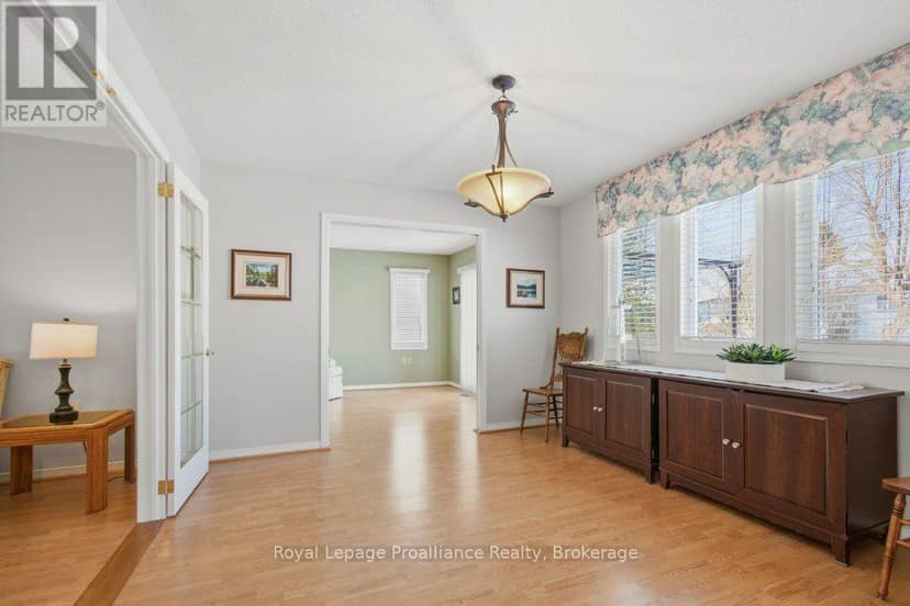 5 Cretney Drive — photo 10 of 32