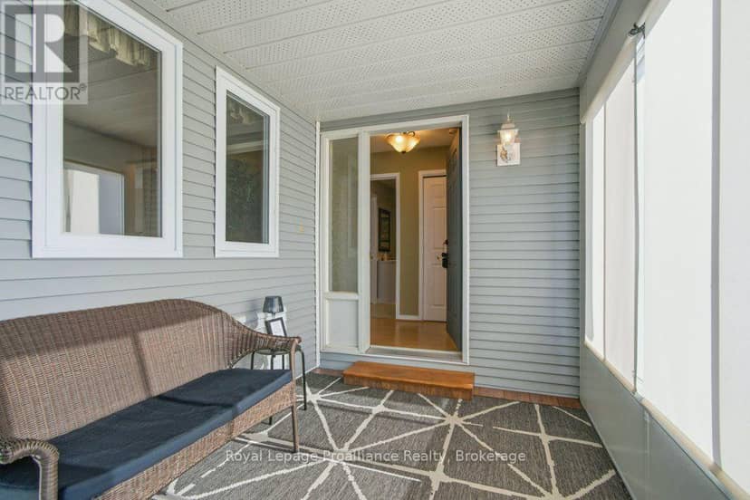 5 Cretney Drive, Prince Edward County, photo 4