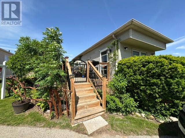41 - 2189 Dundas Street E — photo 1 of 38