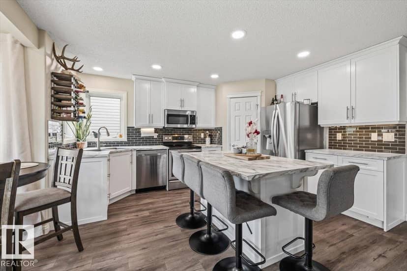 104 Becker Cr — photo 13 of 40