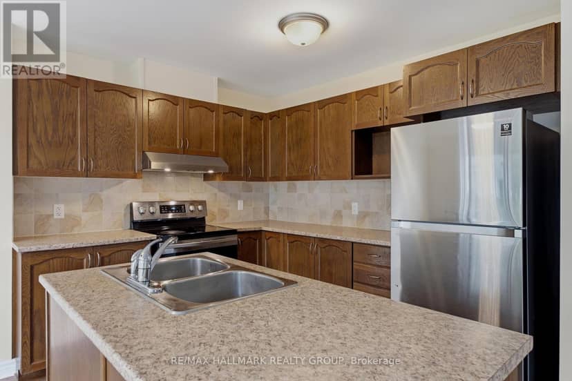 112 Akita Walk — photo 10 of 30