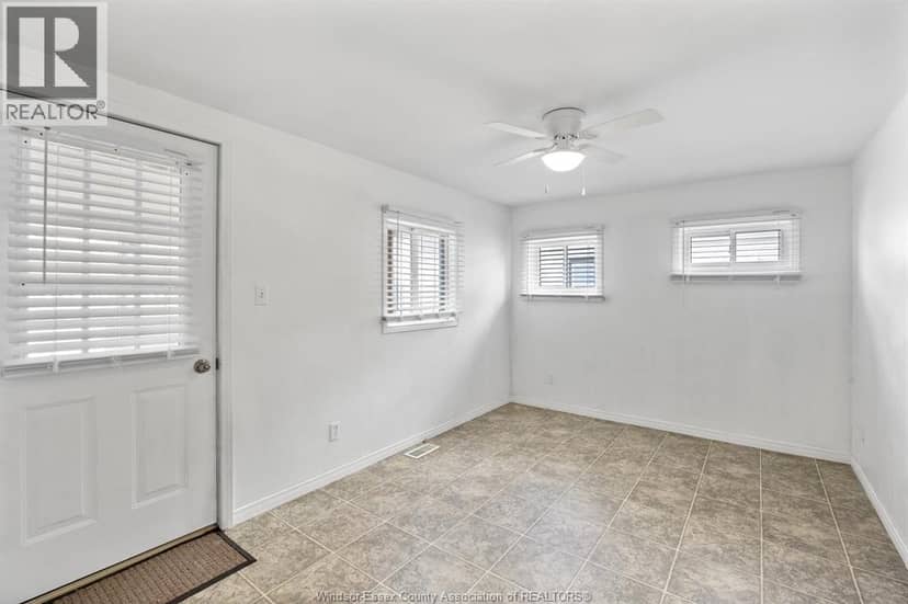 326 Beverly, Essex, photo 7