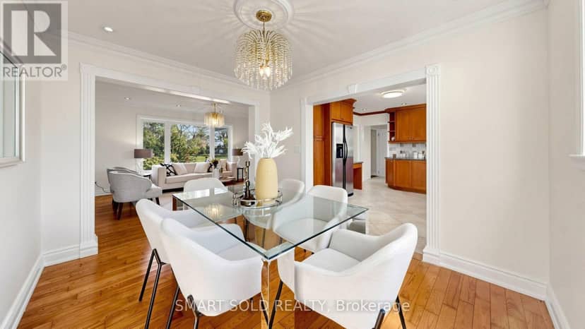 210 Shaughnessy Boulevard, Toronto, photo 6