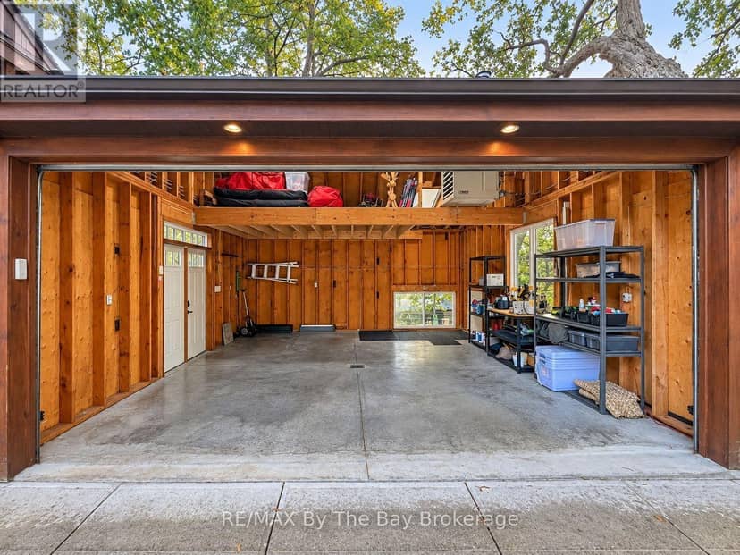 44 Rambert Crescent, Toronto, photo 3