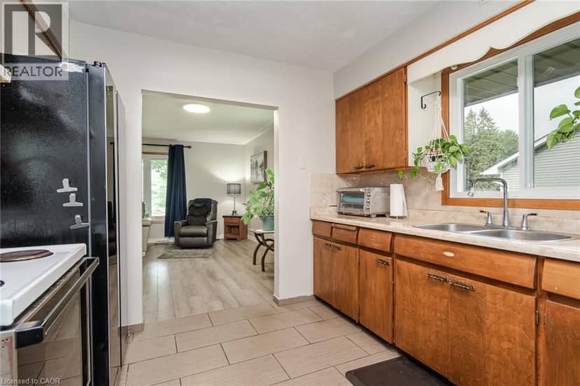 13 LEWIS Street — photo 25 of 40