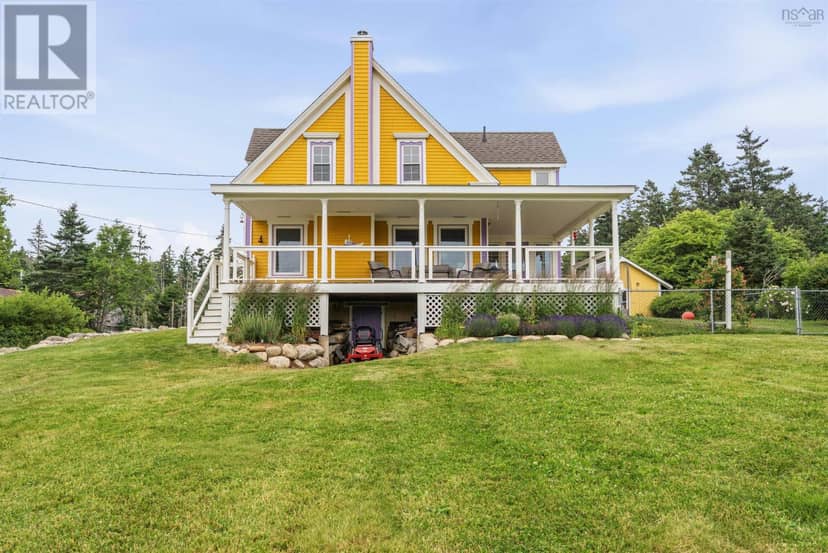 1127 Feltzen South Road — photo 9 of 40