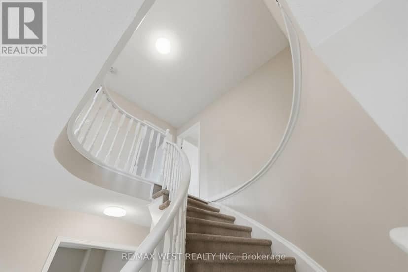 60 Furrow Drive — photo 14 of 36