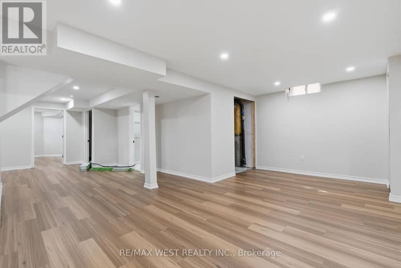 60 Furrow Drive — photo 26 of 36