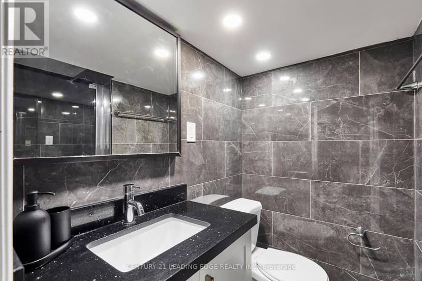 16 McCowan Road — photo 33 of 36