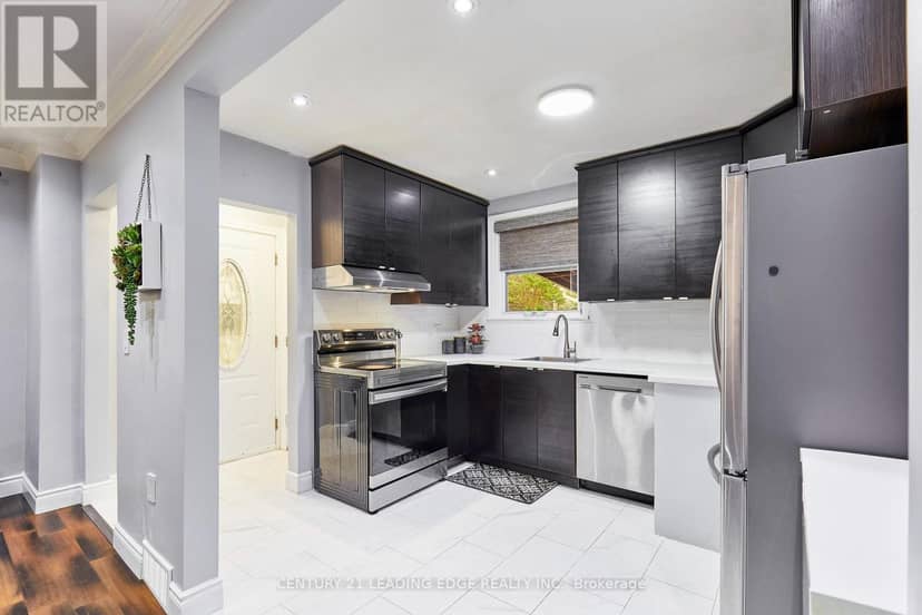 16 McCowan Road, Toronto, photo 8